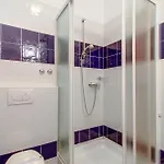 Manora Hotel Nerezine