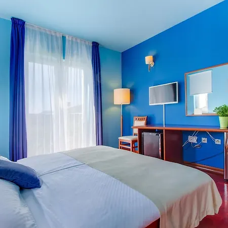 Manora Hotel Nerezine