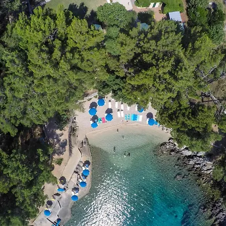 Manora ホテル 4*