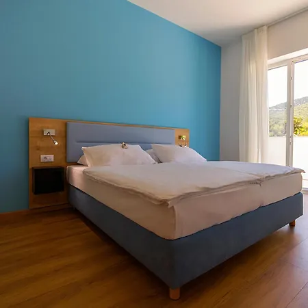 Manora Szálloda 4*