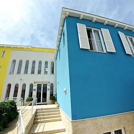 Hotel Manora 4*