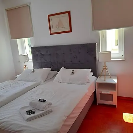 Manora Hotel