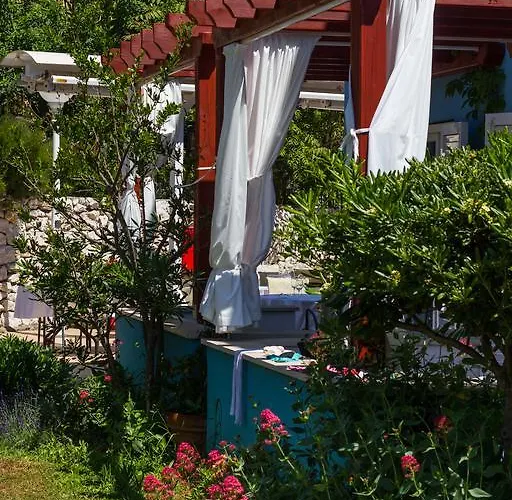 Hotell Manora Nerezine