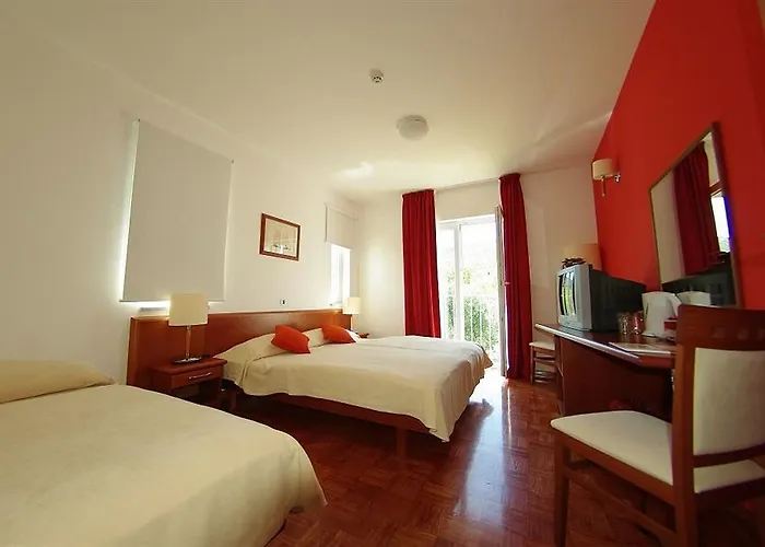 Manora Hotell