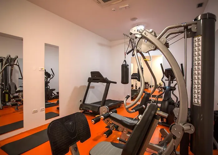 فندق Manora نيغيزيني