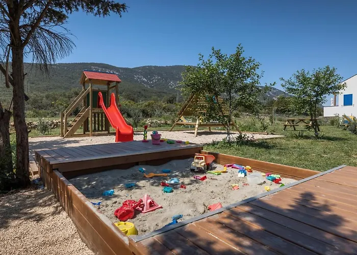 Manora 4* نيغيزيني